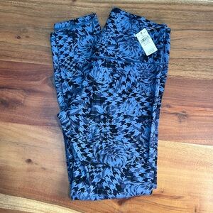 NWT Aerie Offline Real Me Xtra 7/8 Blue  High Waisted Legging Small Short